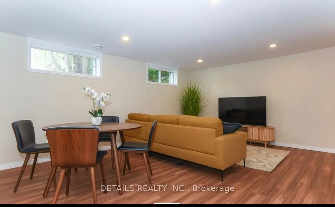 3 bed, $2,300 — Photo 4