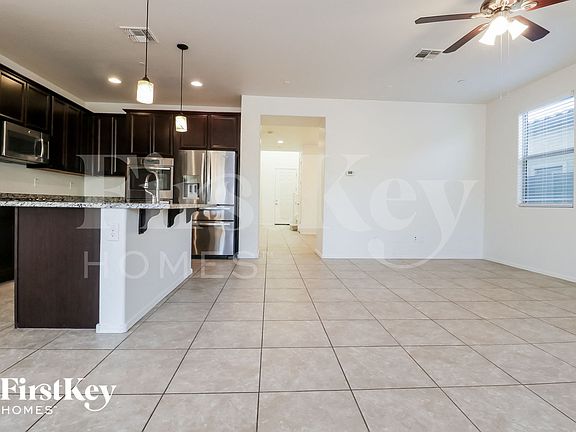 4th image of 21280 W Coronado Rd