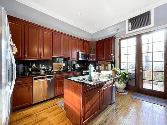Rented by Keller Williams NYC | media 5