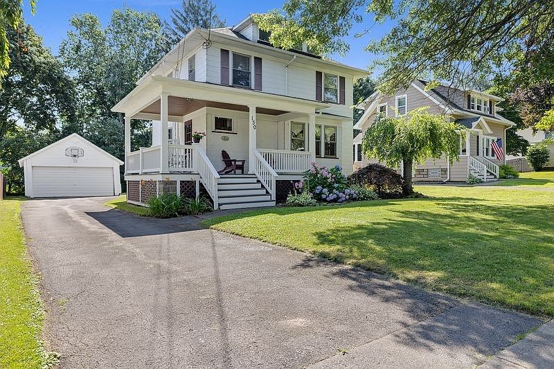 1st image of 130 Dunning Ave