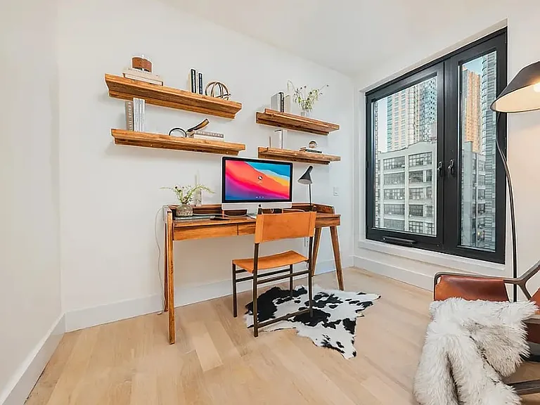 260 Gold St #801 — Photo 11