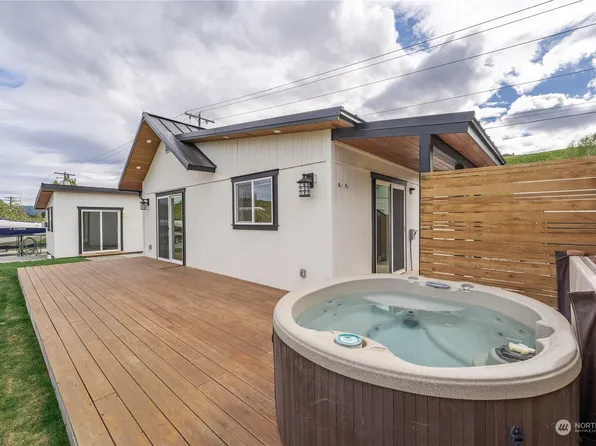 2932 Manson Boulevard, Manson, WA 98831