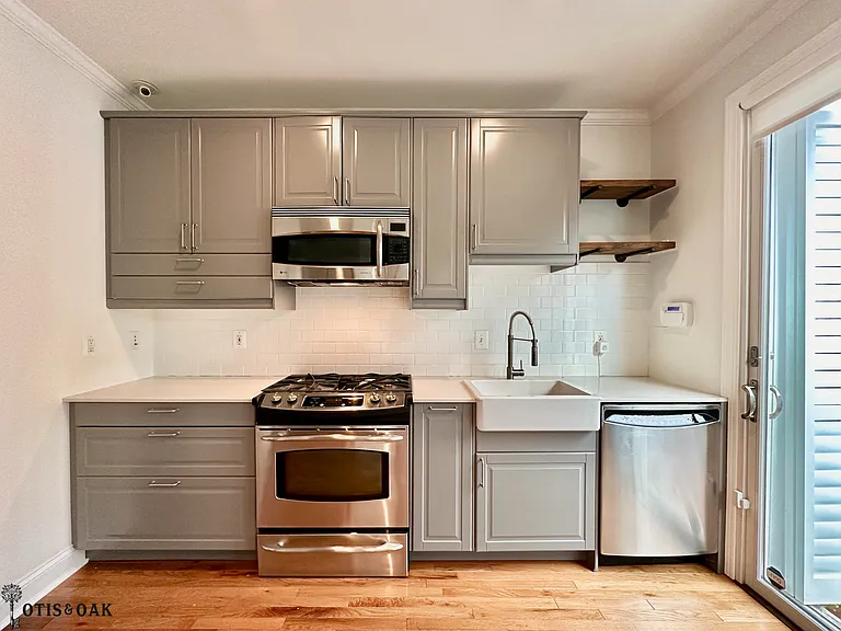 338 Elm St NW — Photo 7