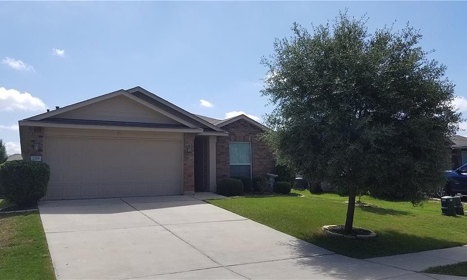 1st image of 2719 Jacki Dr