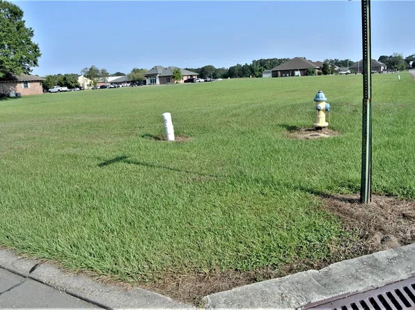 3 Andre St, New Iberia, LA 70563
