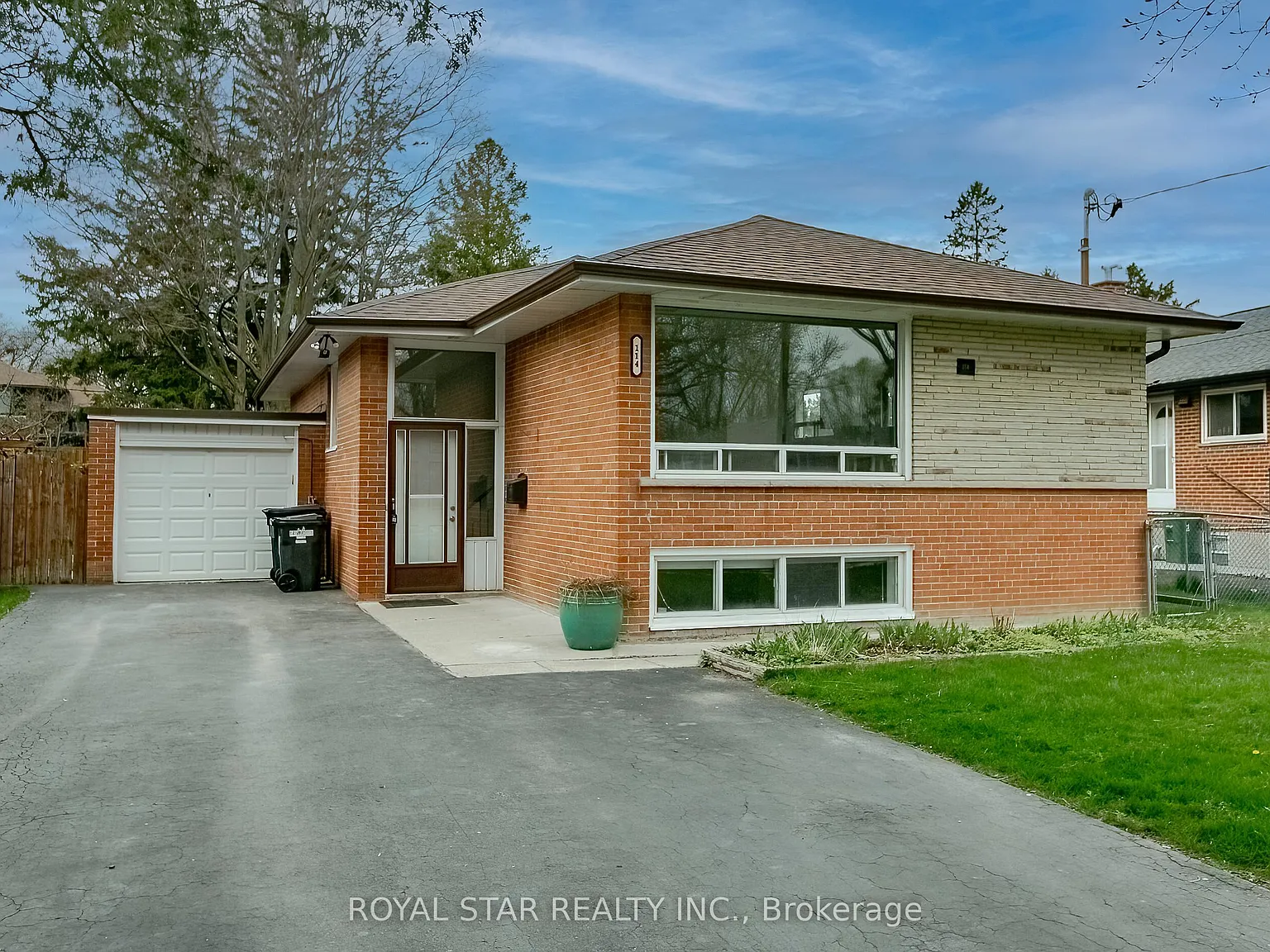 3 bed, $3,500 — Photo 2