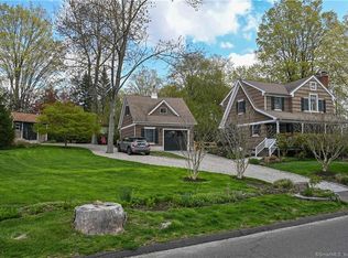 60 Ball Pond Rd E, New Fairfield, CT 06812