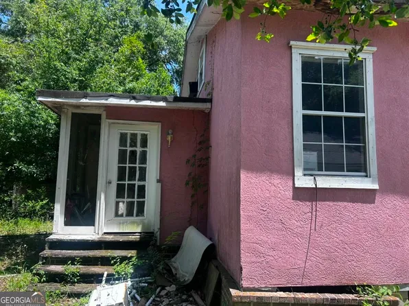 1912 Clemson St, Savannah, GA 31404