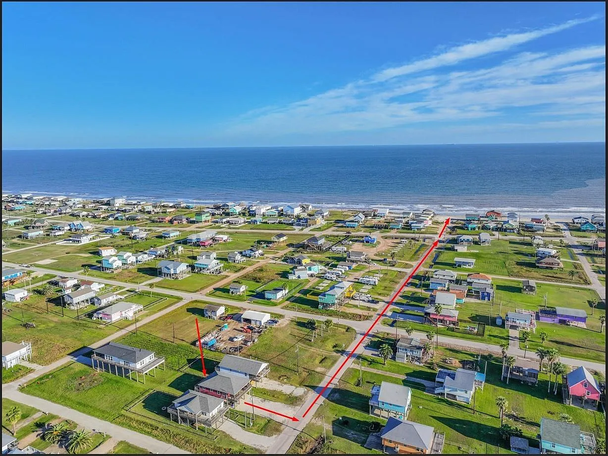 3 bed, 2.0 bath, 1280 sqft, $2,570 — Photo 4