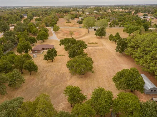 7396 Pine Cv, Blanchard, OK 73010