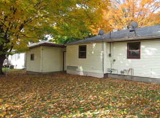 217 3rd St, Sturgis, MI 49091
