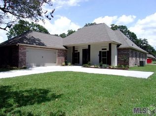 18044 Diaz Rd, Prairieville, LA 70769
