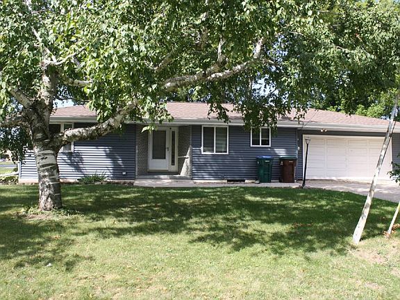 2nd image of 4500 W Prospect Ave
