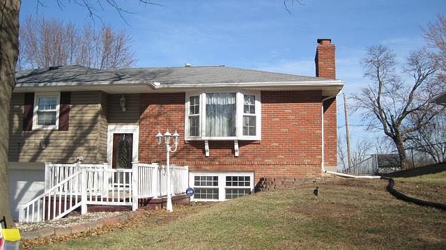 1st image of 2313 Cougar St