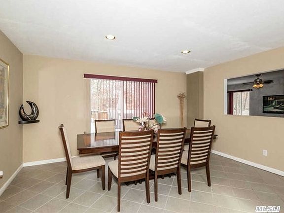2nd image of 30 Casey Ln