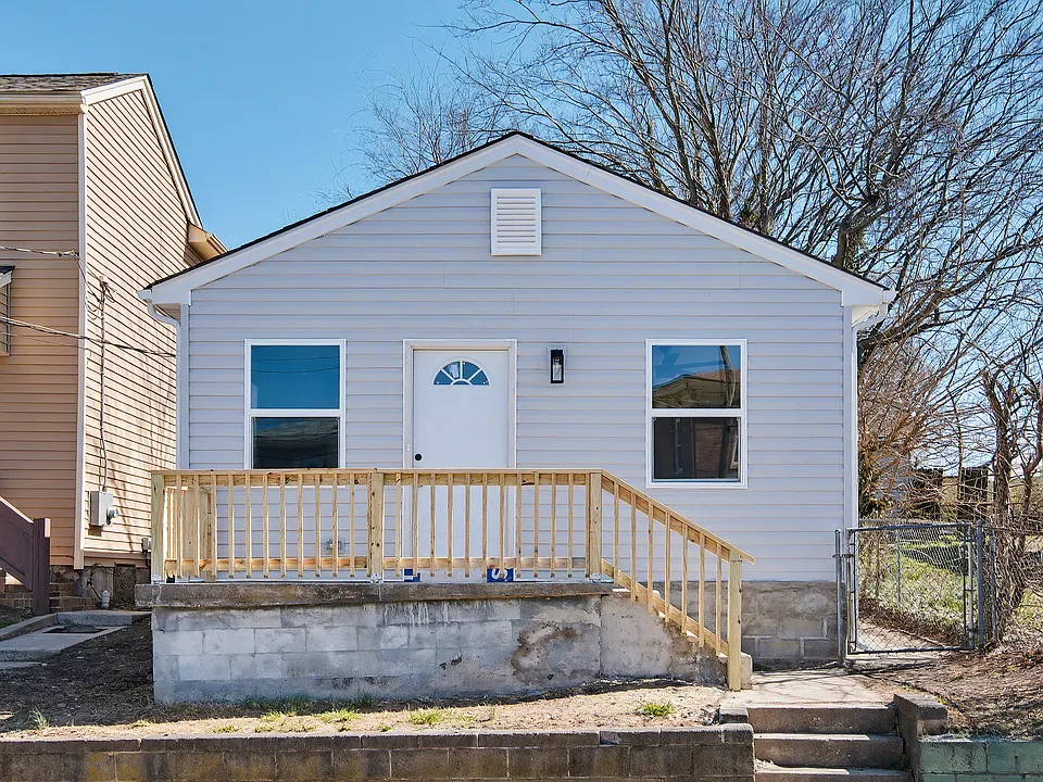 915 High Pearl St