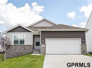 12530 206th St, Gretna, NE 68028