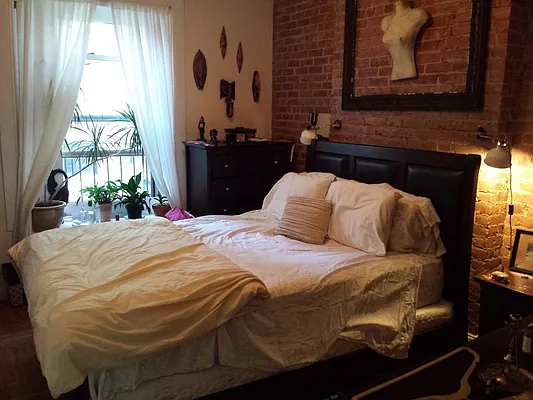 Rented by Citi Habitats | media 32