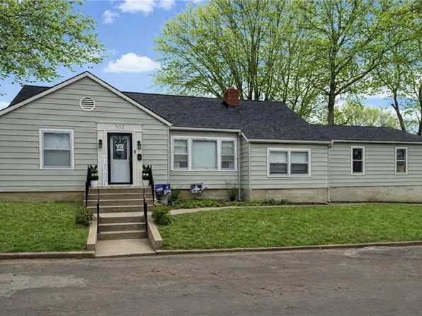 502 Amelia St, Lexington, MO 64067