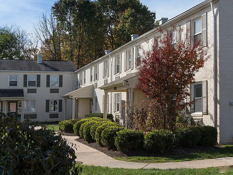 Frederick Greenes Apartments — Photo 14