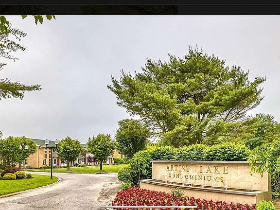 2nd image of 251 Artist Lake Dr