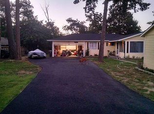 920 W Park St, Grants Pass, OR 97527