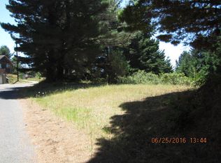 62 Cove View Dr, Whitethorn, CA 95589