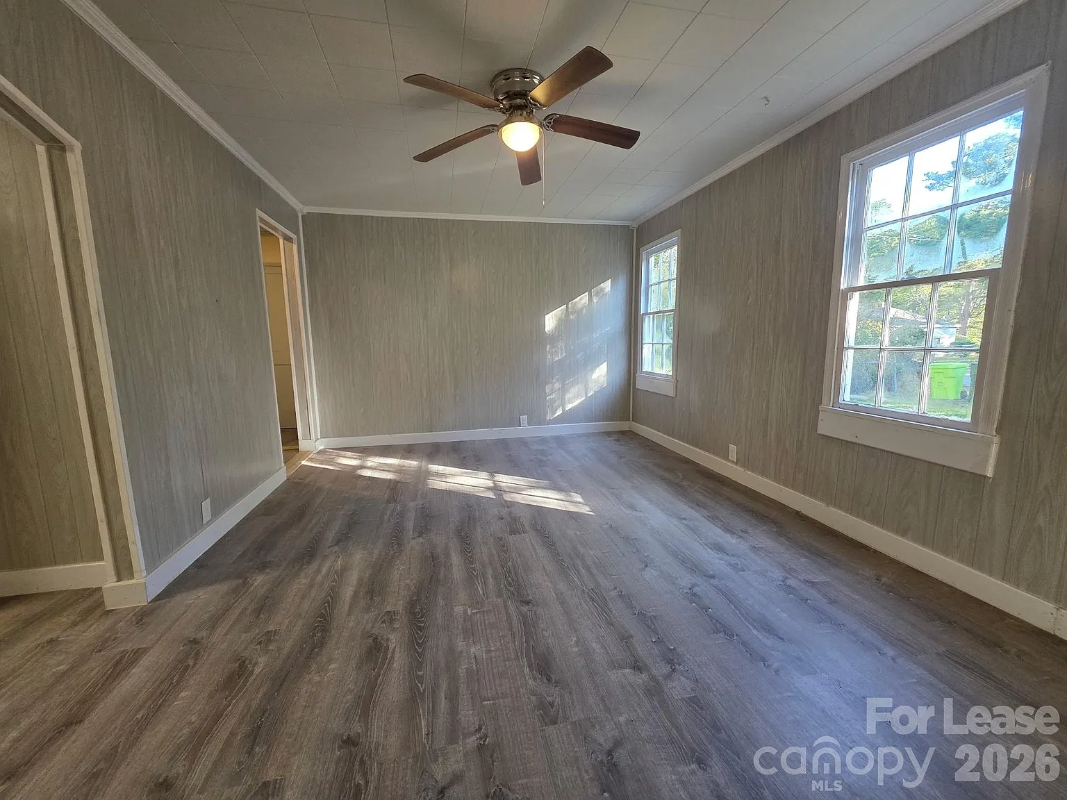 2 bed, 1.0 bath, 960 sqft, $1,375 — Photo 4