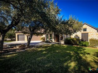 1561 Hilltop Rdg, New Braunfels, TX 78132