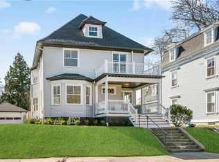 17 Oriole Ave, Providence, RI 02906