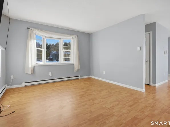 1 Abbott Road #44, Ellington, CT 06029