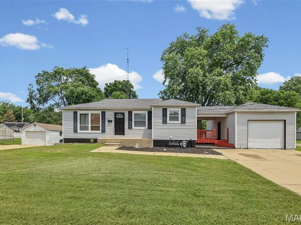 202 Byrn St, Troy, IL 62294