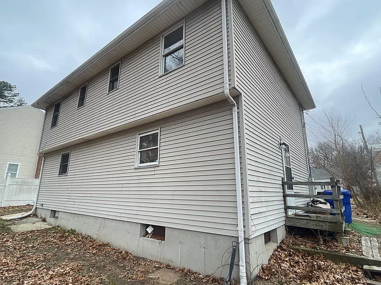 63-65 Wisteria St — Photo 16