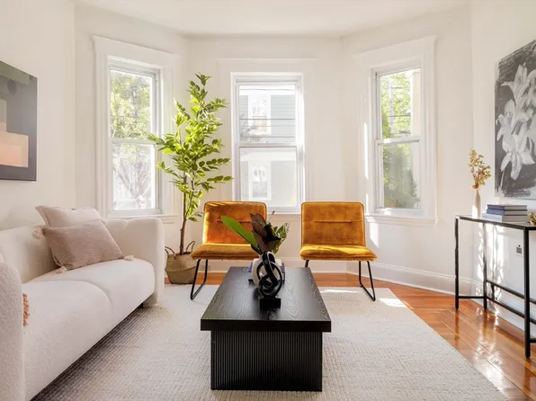 71 Marion St #1, Somerville, MA 02143