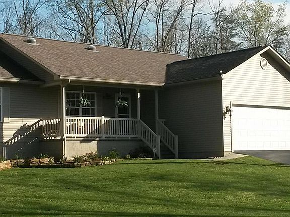 2nd image of 814 Ojibwa Ln