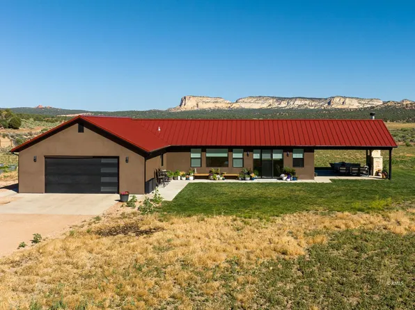 6313 N Johnson Canyon Rd, Kanab, UT 84741