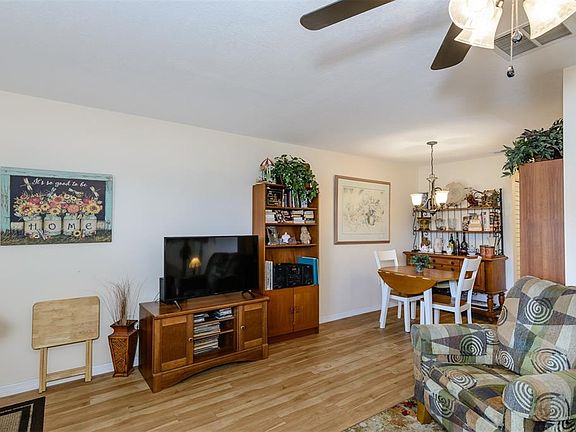 4th image of 2444 Enterprise Rd #8