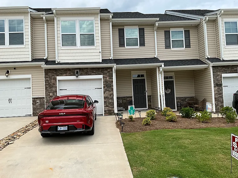 1219 Evelynnview Ln #1219 — Photo 11