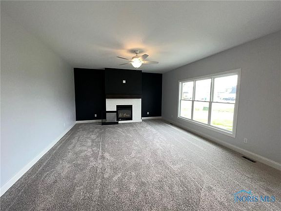 2nd image of 9850 Harrier Cir