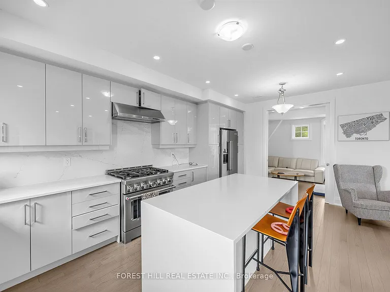 2996 Weston Rd — Photo 9