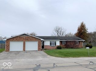 1651 S Ladoga Rd, Crawfordsville, IN 47933
