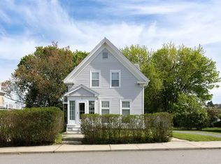 17 Lothrop St #2, Plymouth, MA 02360