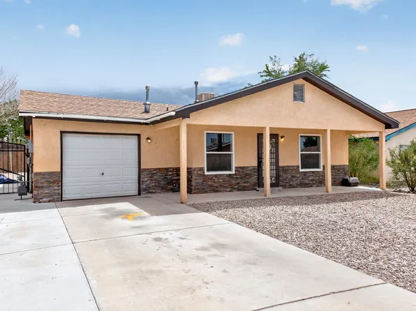 10 Nehemiah Pl, Los Lunas, NM 87031