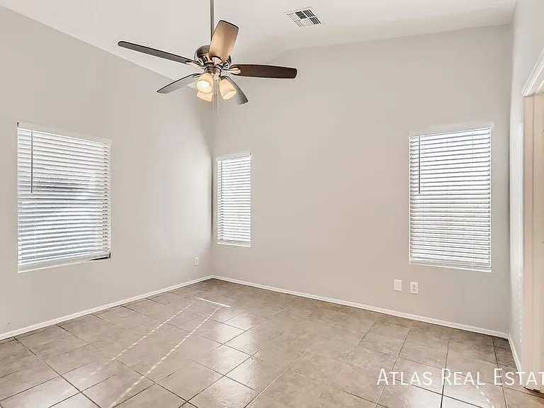 13917 W Country Gables Dr — Photo 10