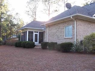 120 Lost Tree Rd, Pinehurst, NC 28374