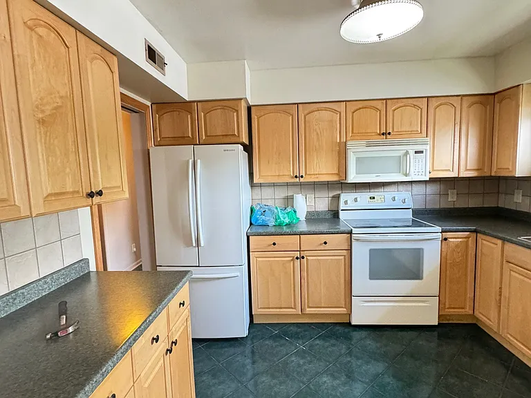 510 Station St #1 — Photo 1