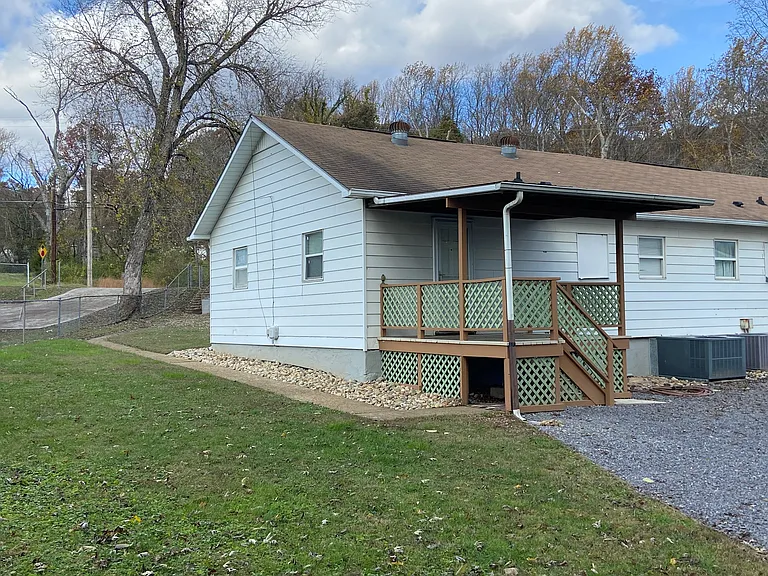 177 Hillside Rd — Photo 10