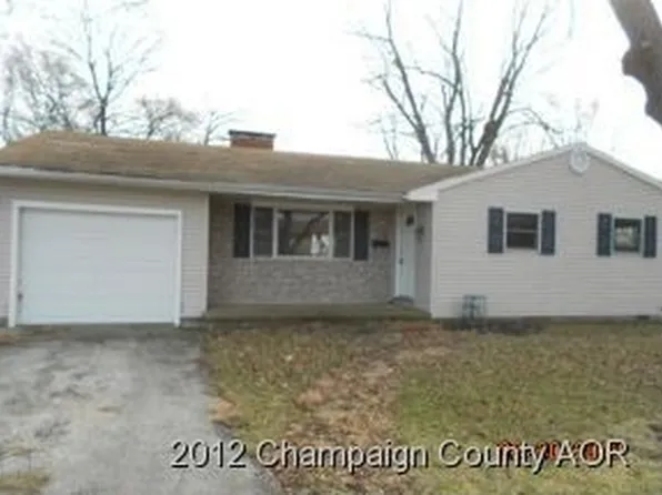 103 Maple St, Gibson City, IL 60936