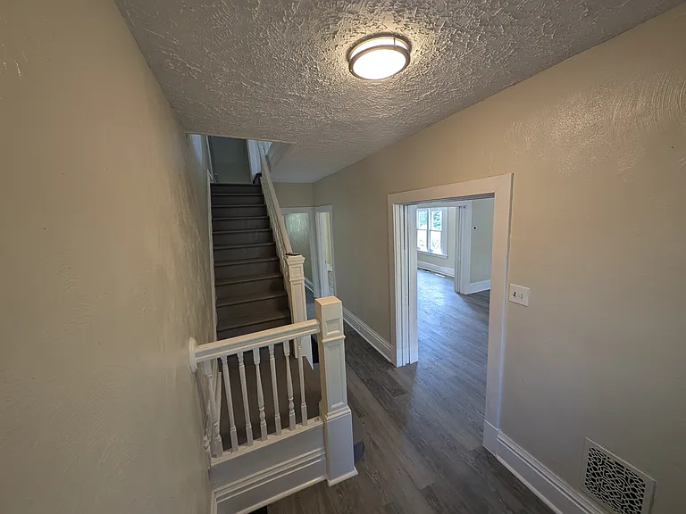 128 Charles St — Photo 16