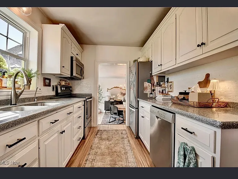 3433 Fredericksburg Rd — Photo 3